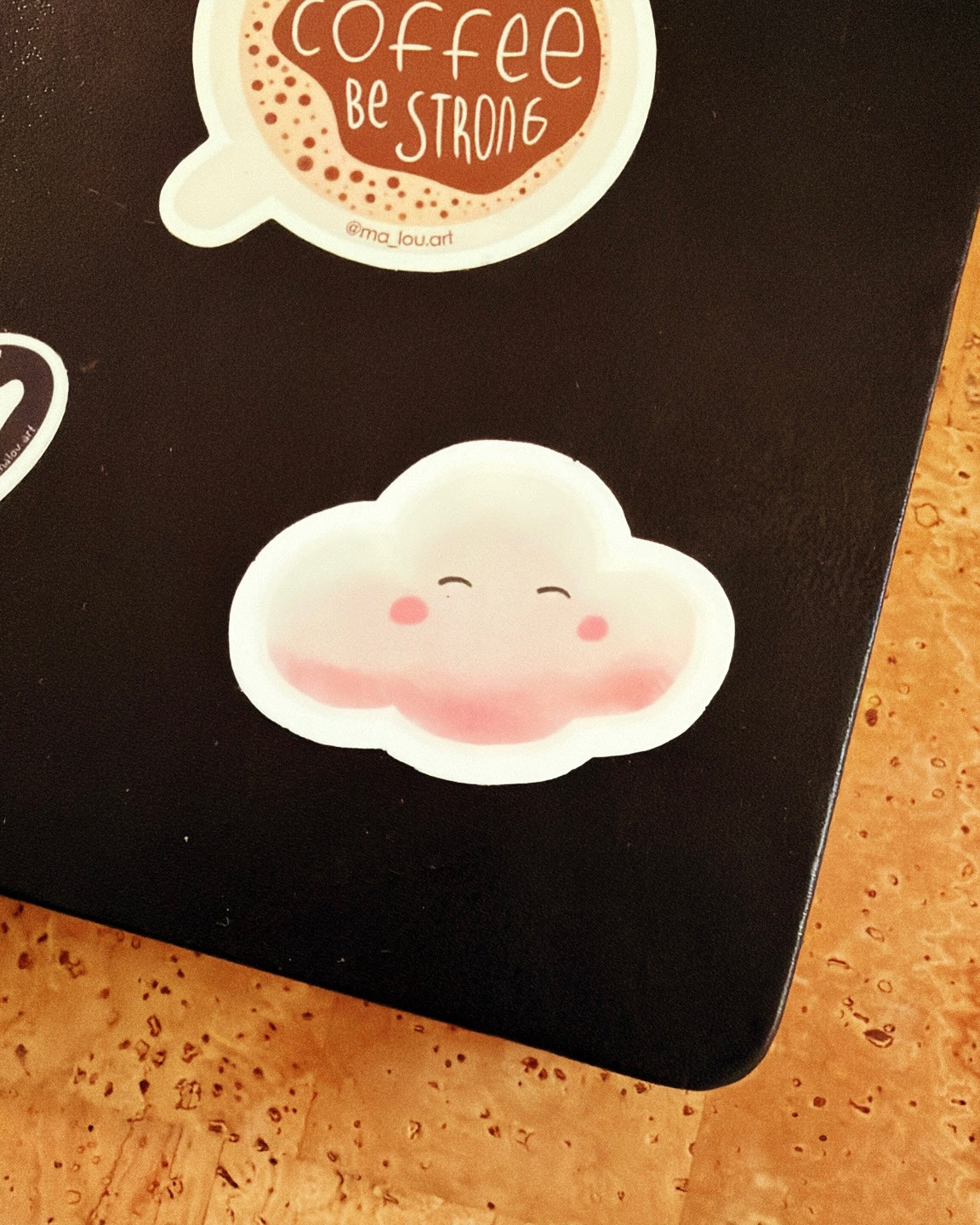 Matter Vinyl Sticker Wolke – Süße Illustration – Wasserfest – Aufkleber für Laptop, Handy & Planer – Kawaii Cloud Sticker – Geschenk für Sie