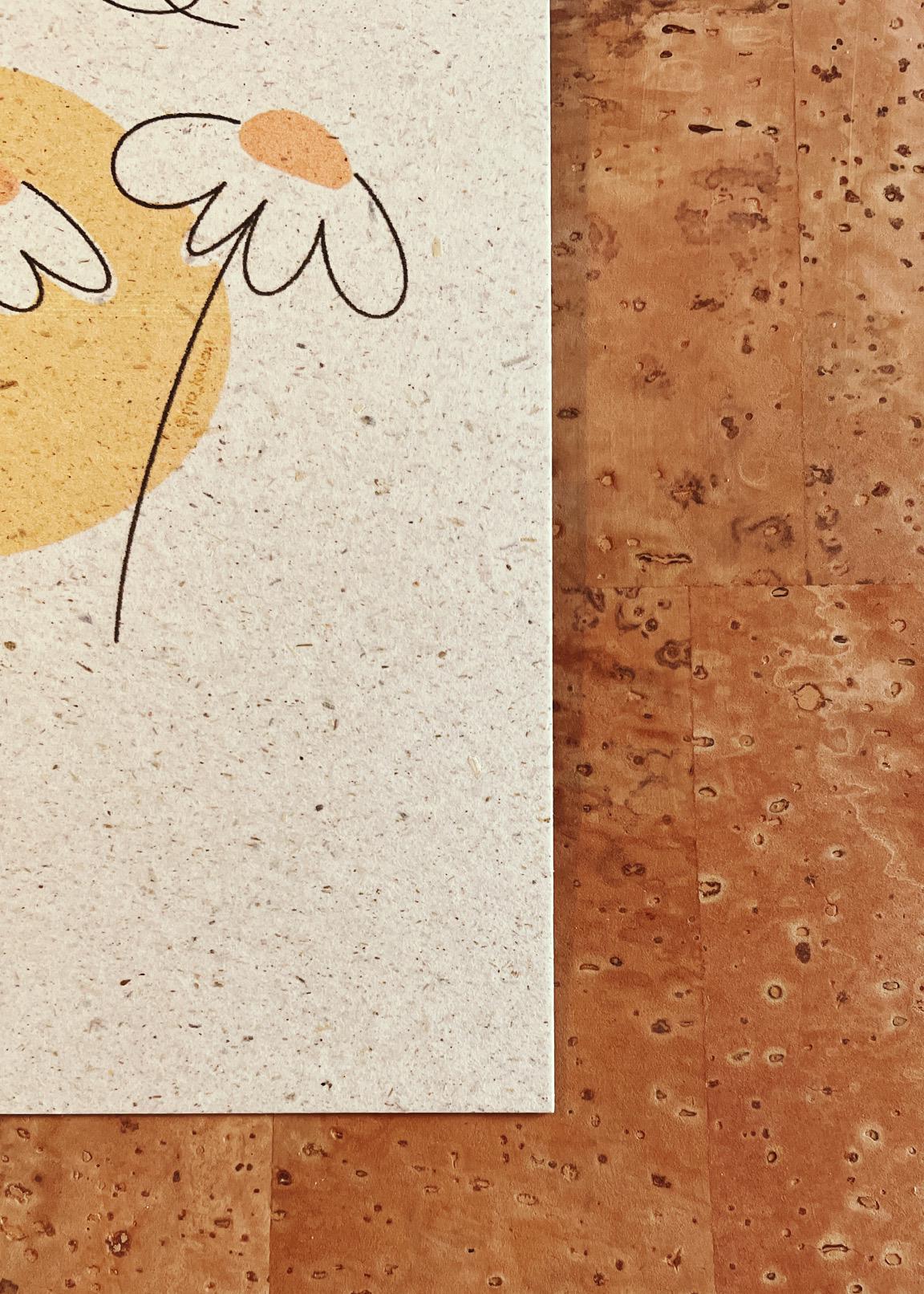 Postkarte Flowers & Bee auf nachhaltigem Papier – Süße Grußkarte für jeden Anlass – Botanische Illustration – Geschenk für Naturfreunde – A6
