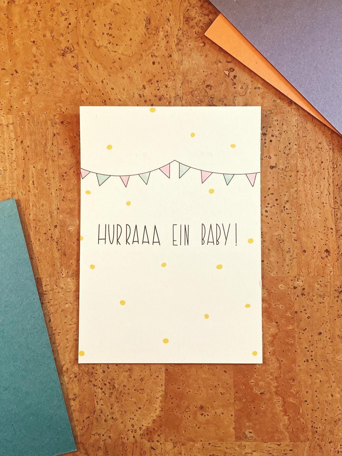 Postkarte „Hurraaa ein Baby!" – Liebevolle Glückwunschkarte zur Geburt auf nachhaltigem Papier | Baby Birth Gift Celebration Card