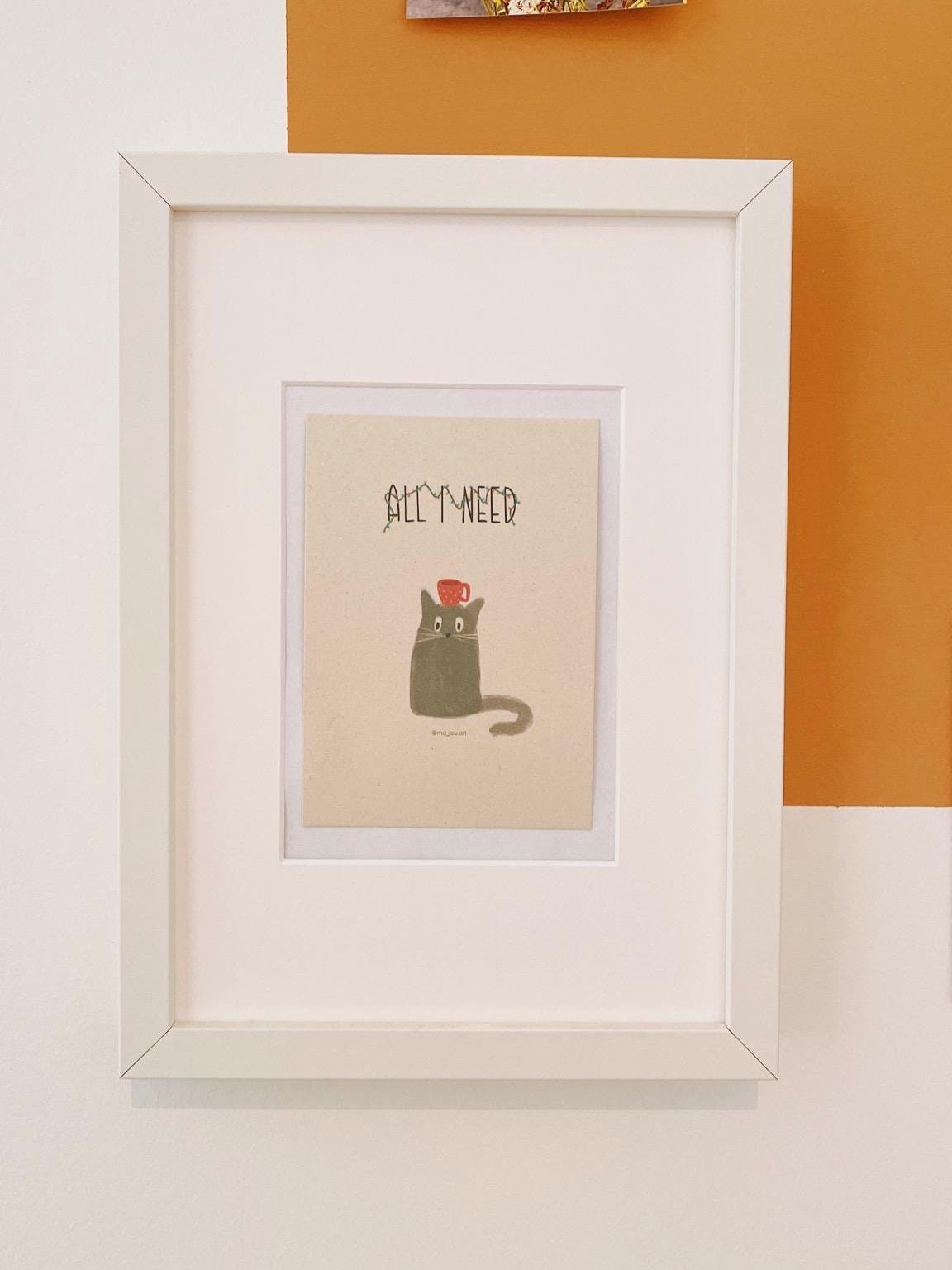 All I Need Katze Postkarte A6 | Weihnachtliche kawaii Cat mit Tasse | Minimalist Katzen Kunst | Punschliebhaber Geschenk